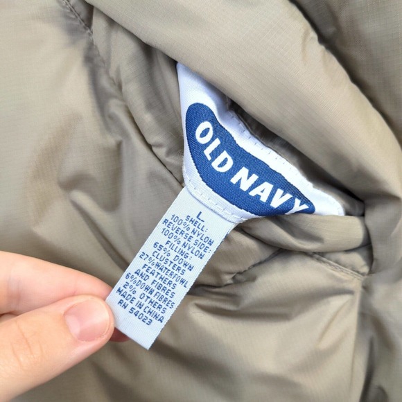 Old Navy Men's Zip Up Reversible Down Puffer Vest Red Tan Large Mock Neck - Picture 13 of 16